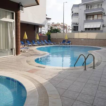 Polat Homes דירה *