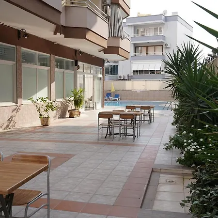 Apartamento Polat Homes *